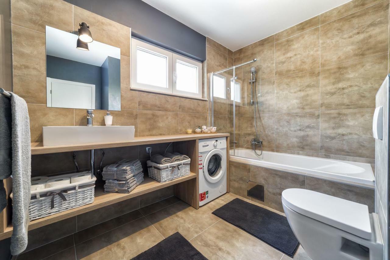 Holiday Home Oliva Водице Экстерьер фото